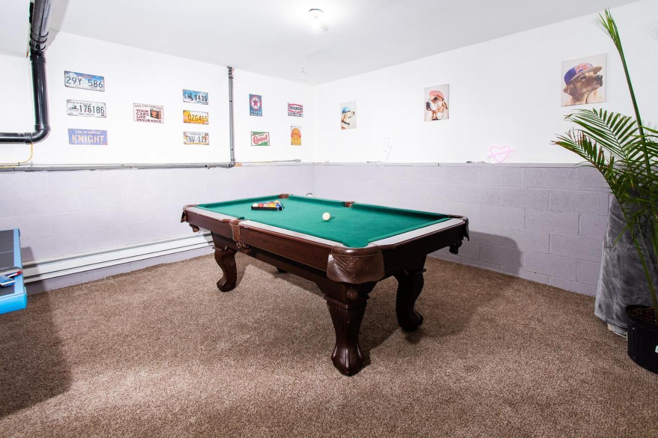 Lakeside Housesaunahot Tubpool Ping-pong East Stroudsburg